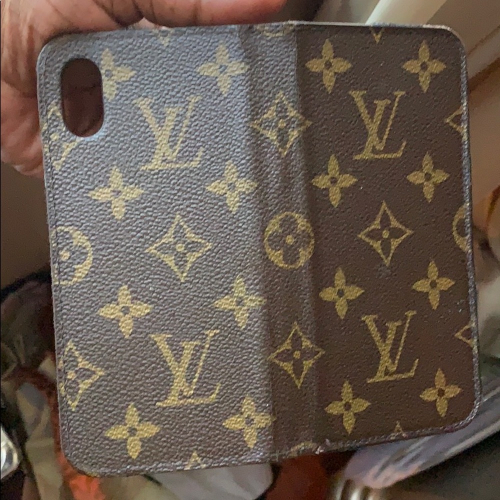iPhone X Louis Vuitton case